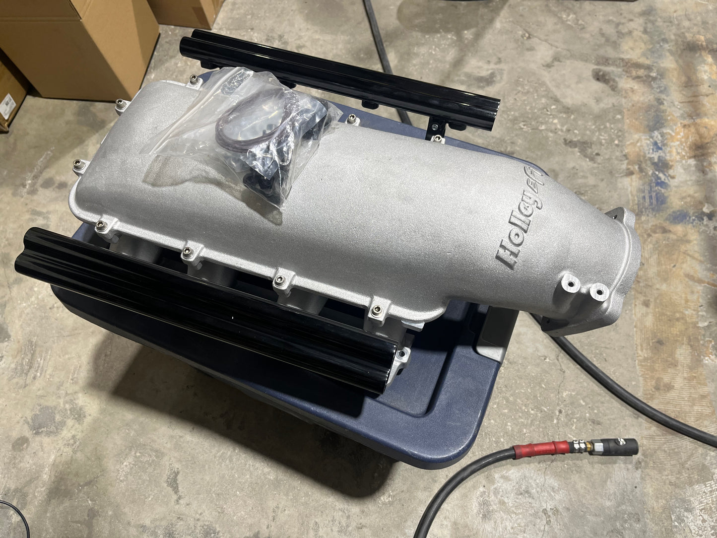 Holley Lo-Ram Manifold Base and Fuel Rails Dual Fuel Injector - GM LS3/L92 300-683